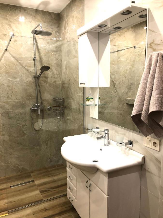 Lovely Apartment スヴェティ・ステファン エクステリア 写真